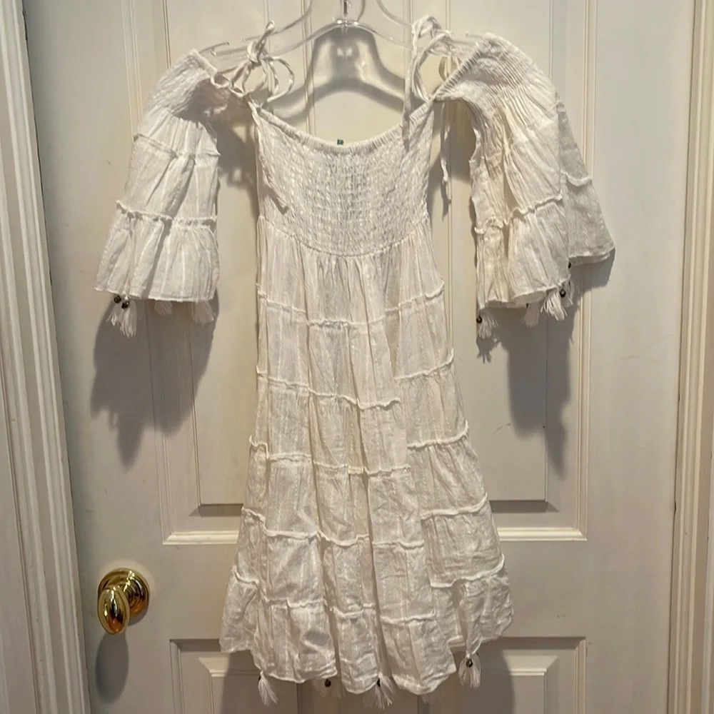 NWT  last chance. Donating in 3 dayslGiacomo Cinque ⭐️white dress
